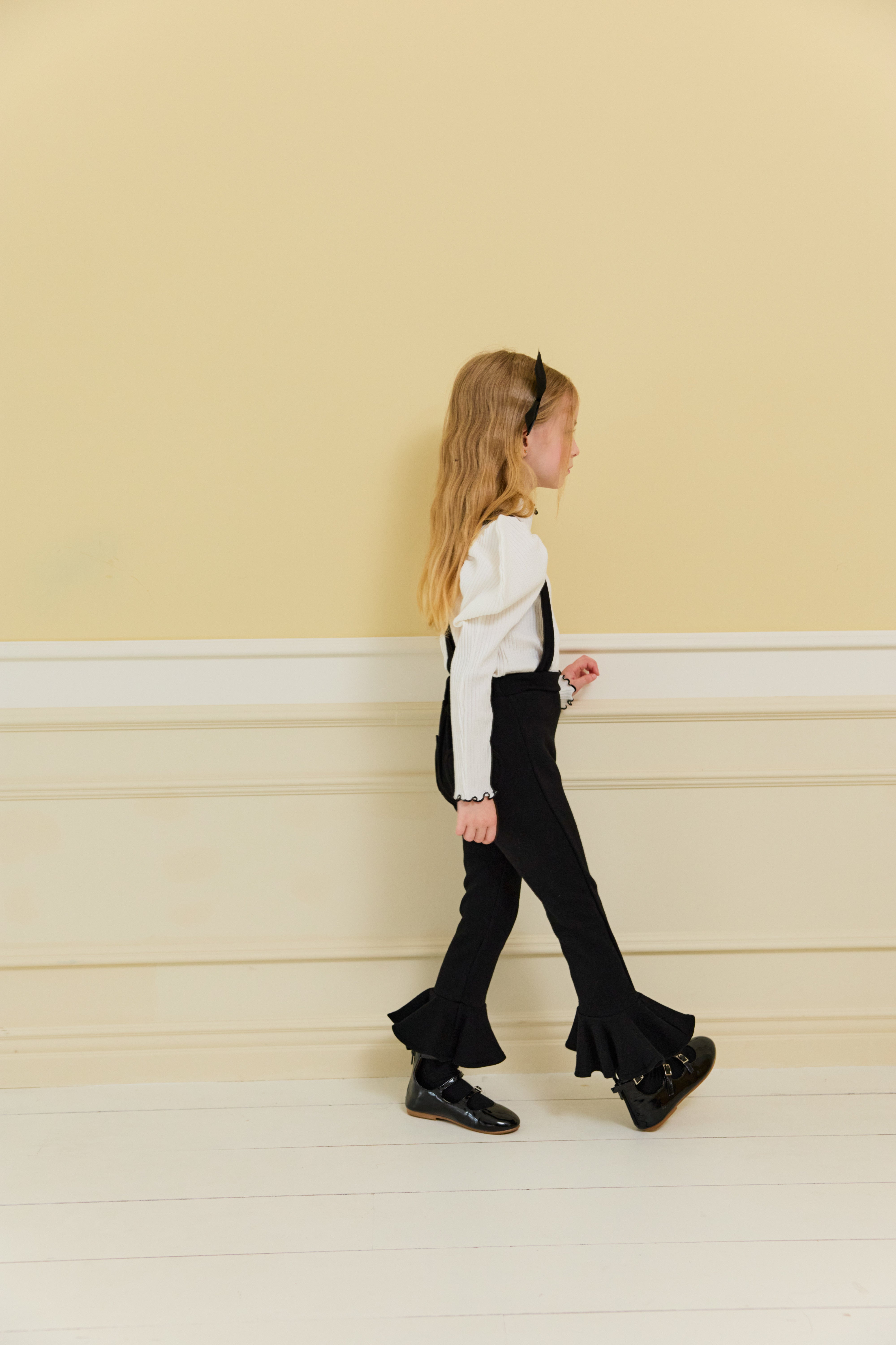 [ALITTLE] Winter twoway heart pocket frill pants_Black