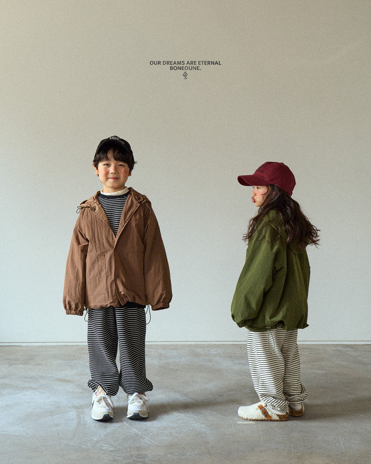 [BONEOUNE] Mono Line Jogger Pants_2colors