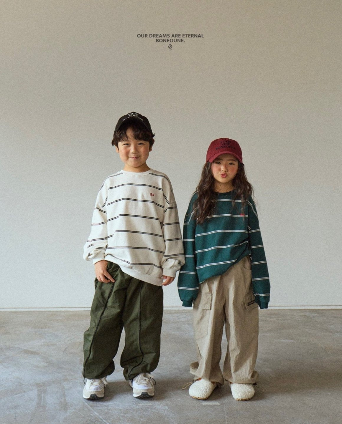 [BONEOUNE] Wish Stripe Sweatshirt_2colors