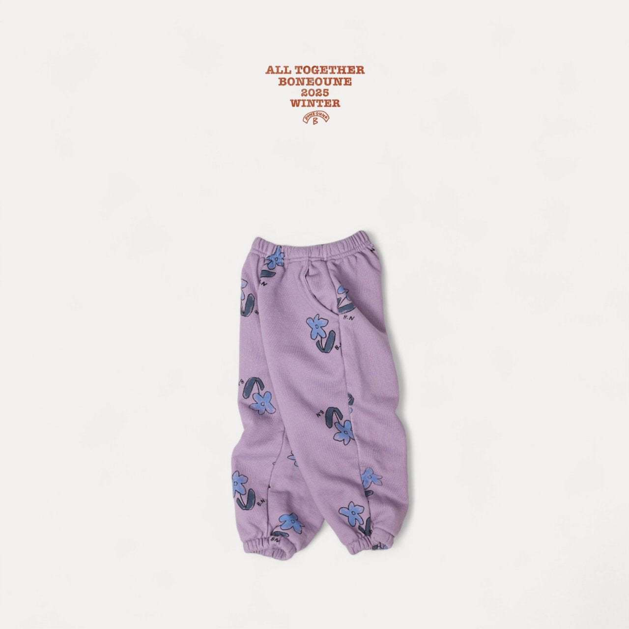 [BONEOUNE] Blue Flower Pig Jogger Pants_Purple