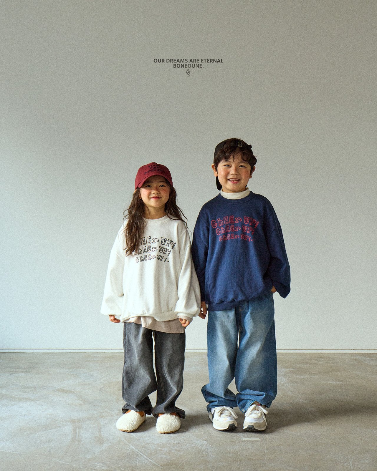 [BONEOUNE] Cheer up Crop Sweatshirt_2colors