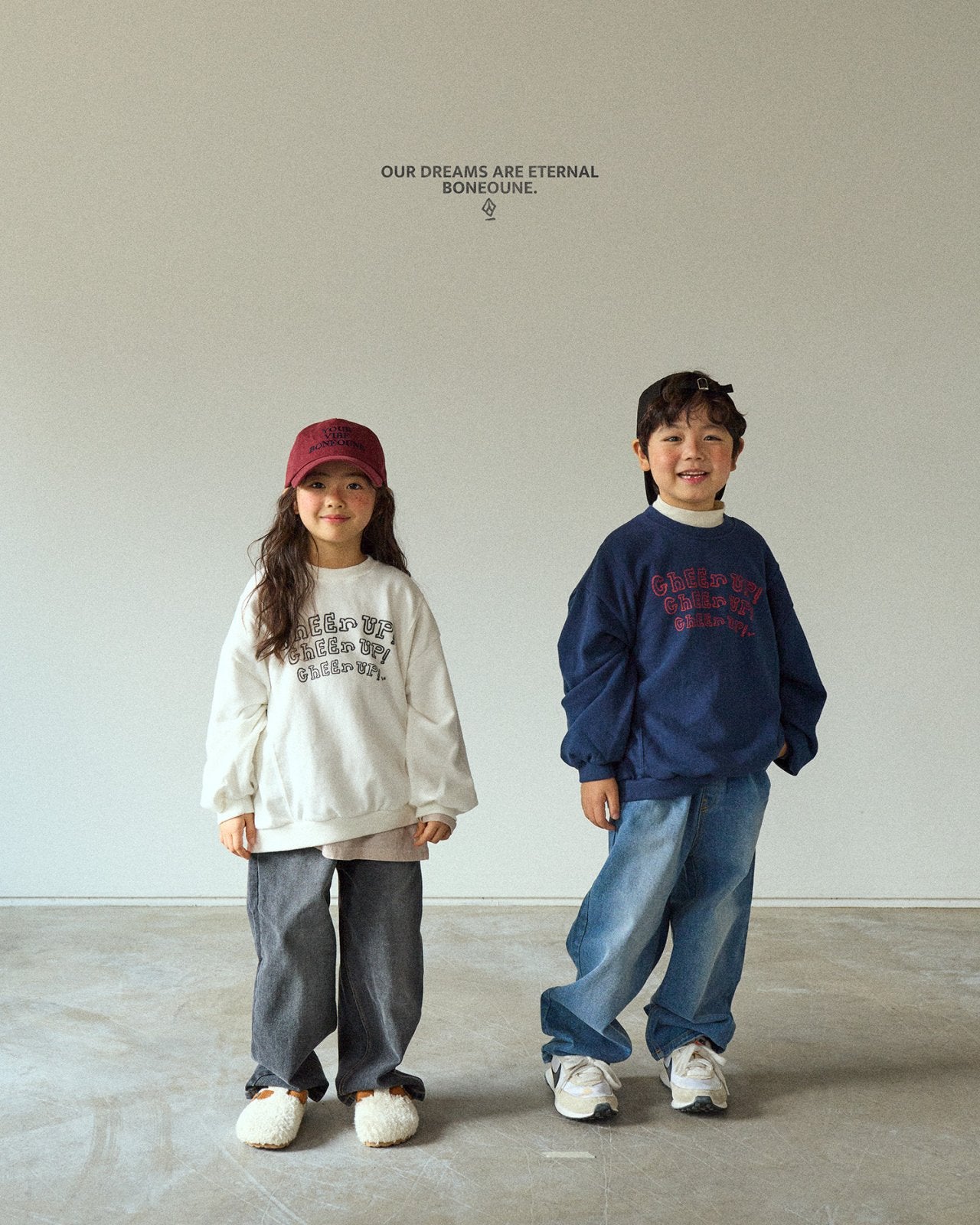 [BONEOUNE] Cheer up Crop Sweatshirt_2colors