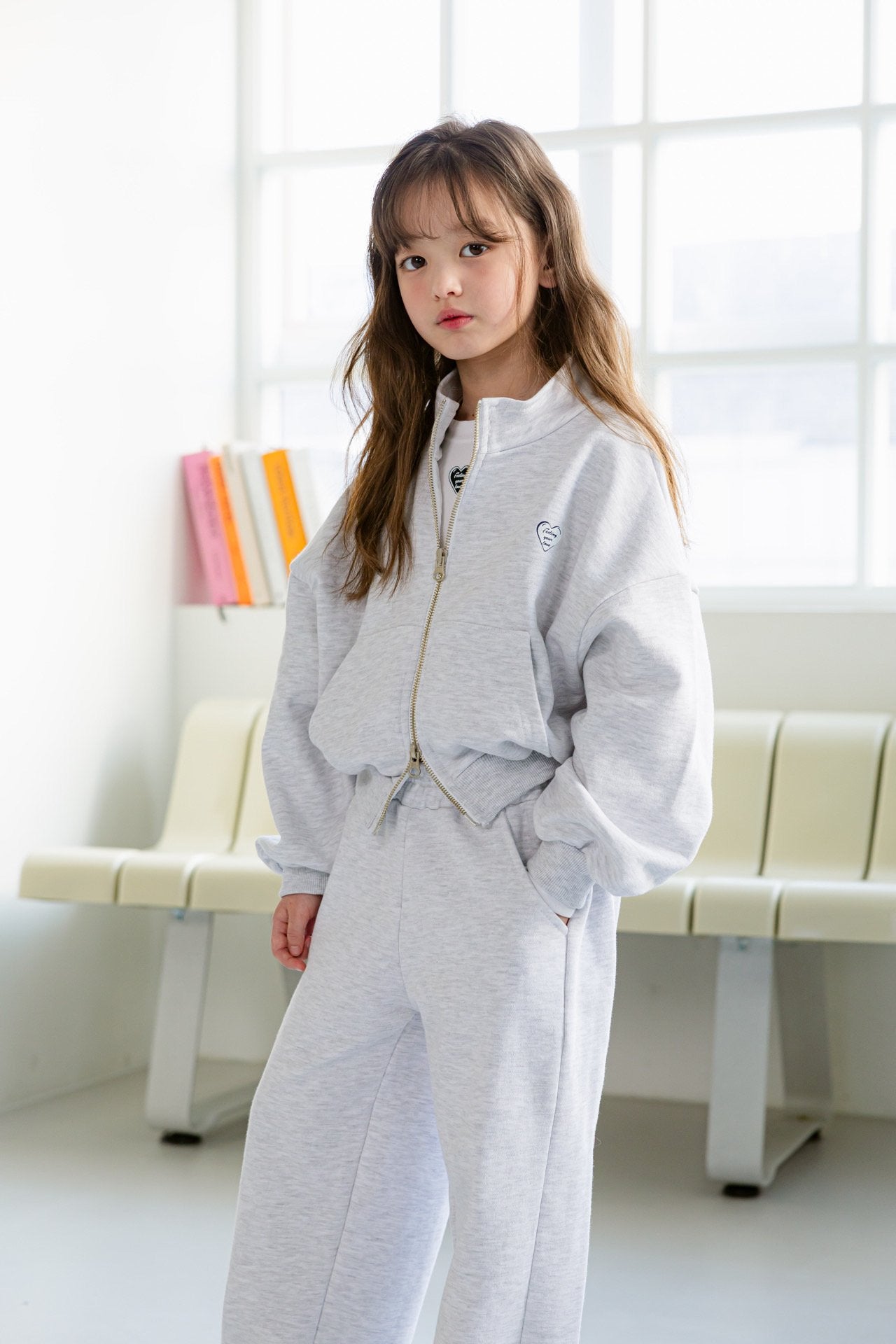 [DOREDORE] Heart Two way Zip-up_2colors