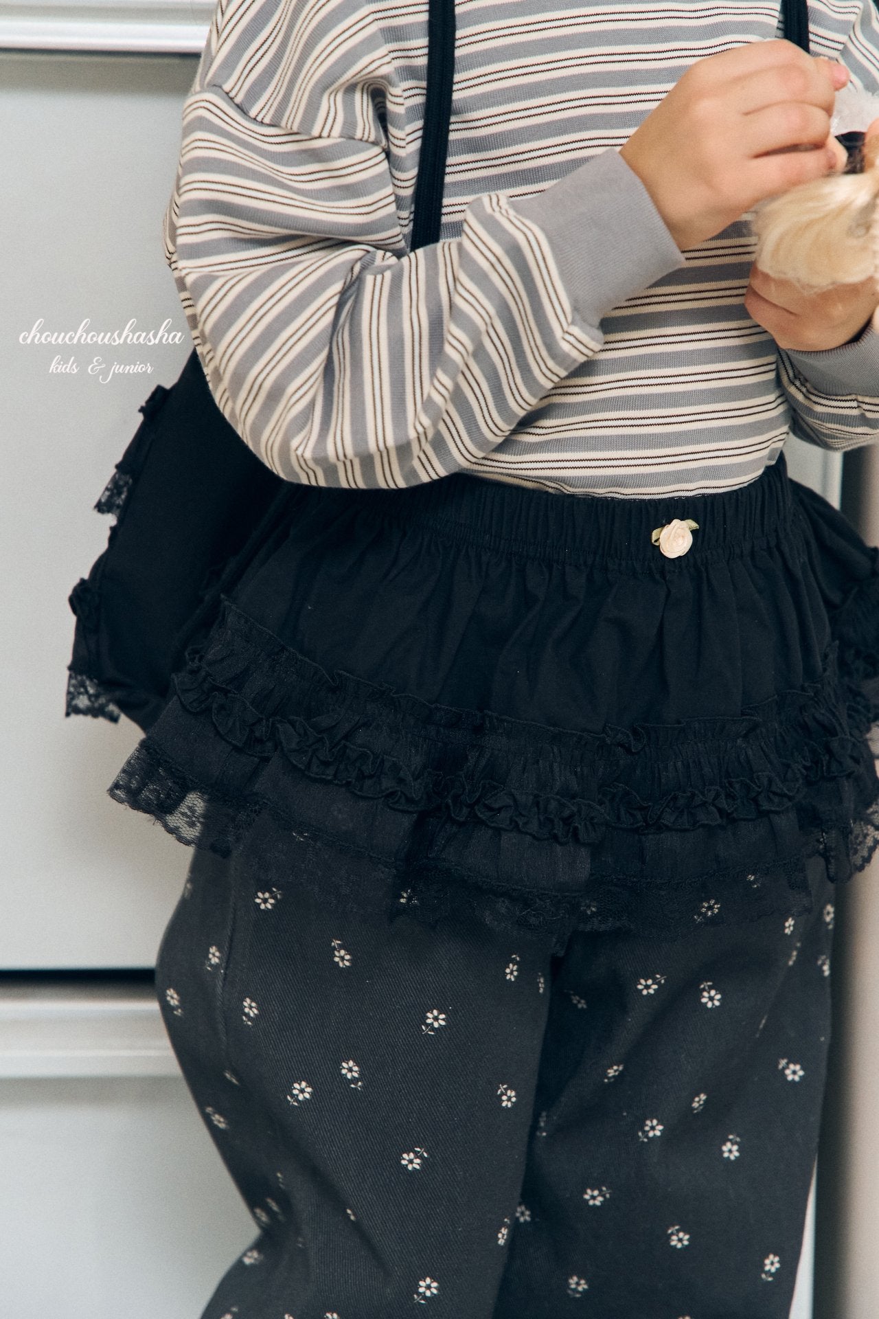 [CHOUCHOUSHASHA] Loopy Stripe T-shirts_Gray