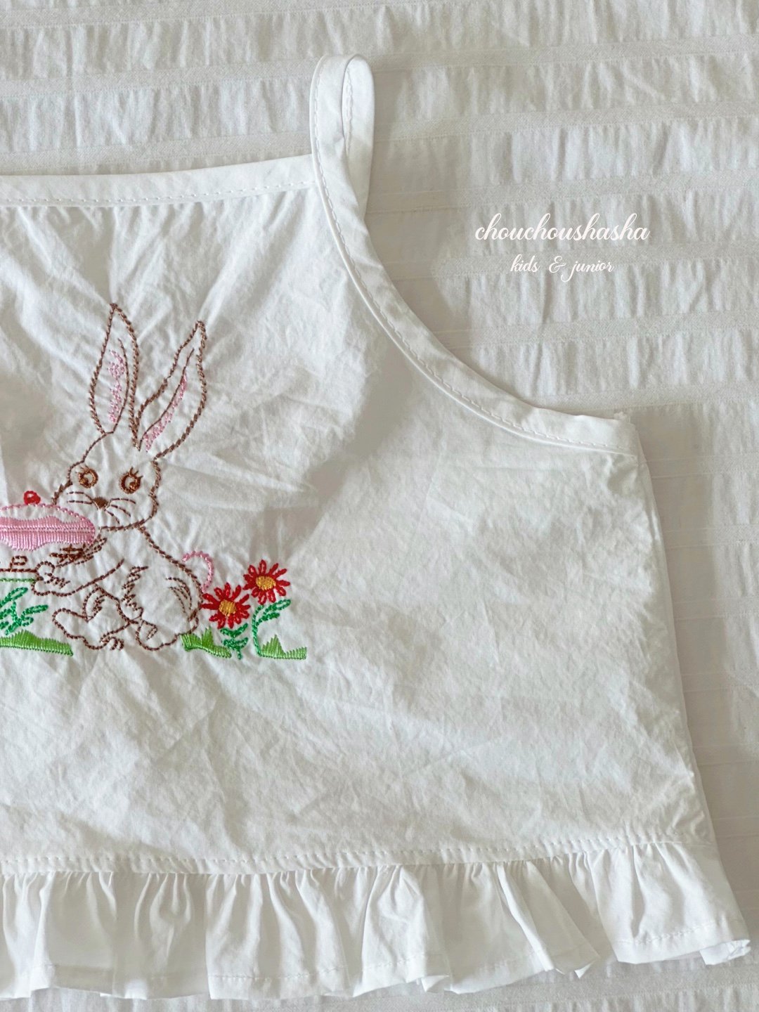 [CHOUCHOUSHASHA] Rabbit Sleeveless T-shirts_Ivory