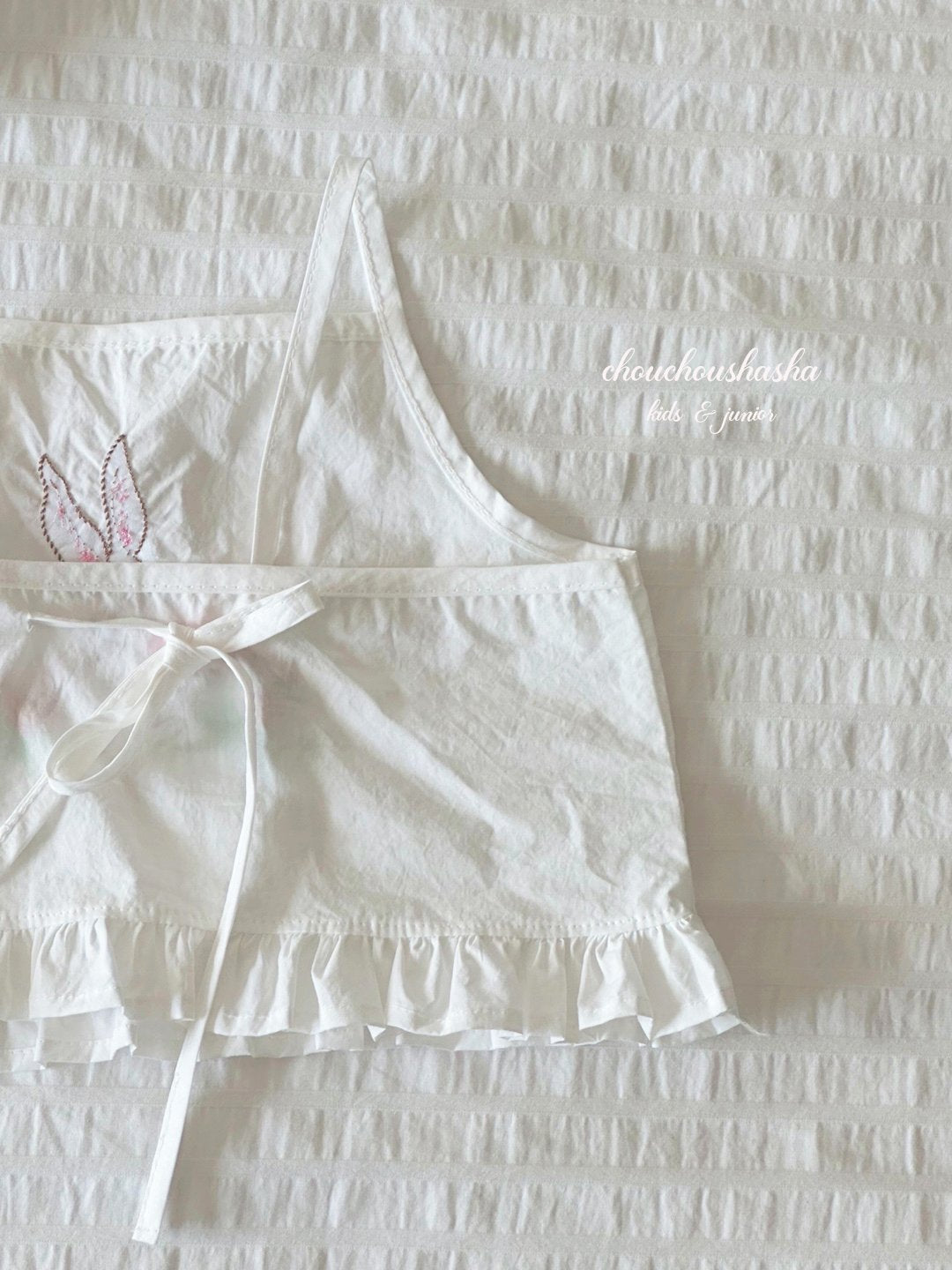 [CHOUCHOUSHASHA] Rabbit Sleeveless T-shirts_Ivory