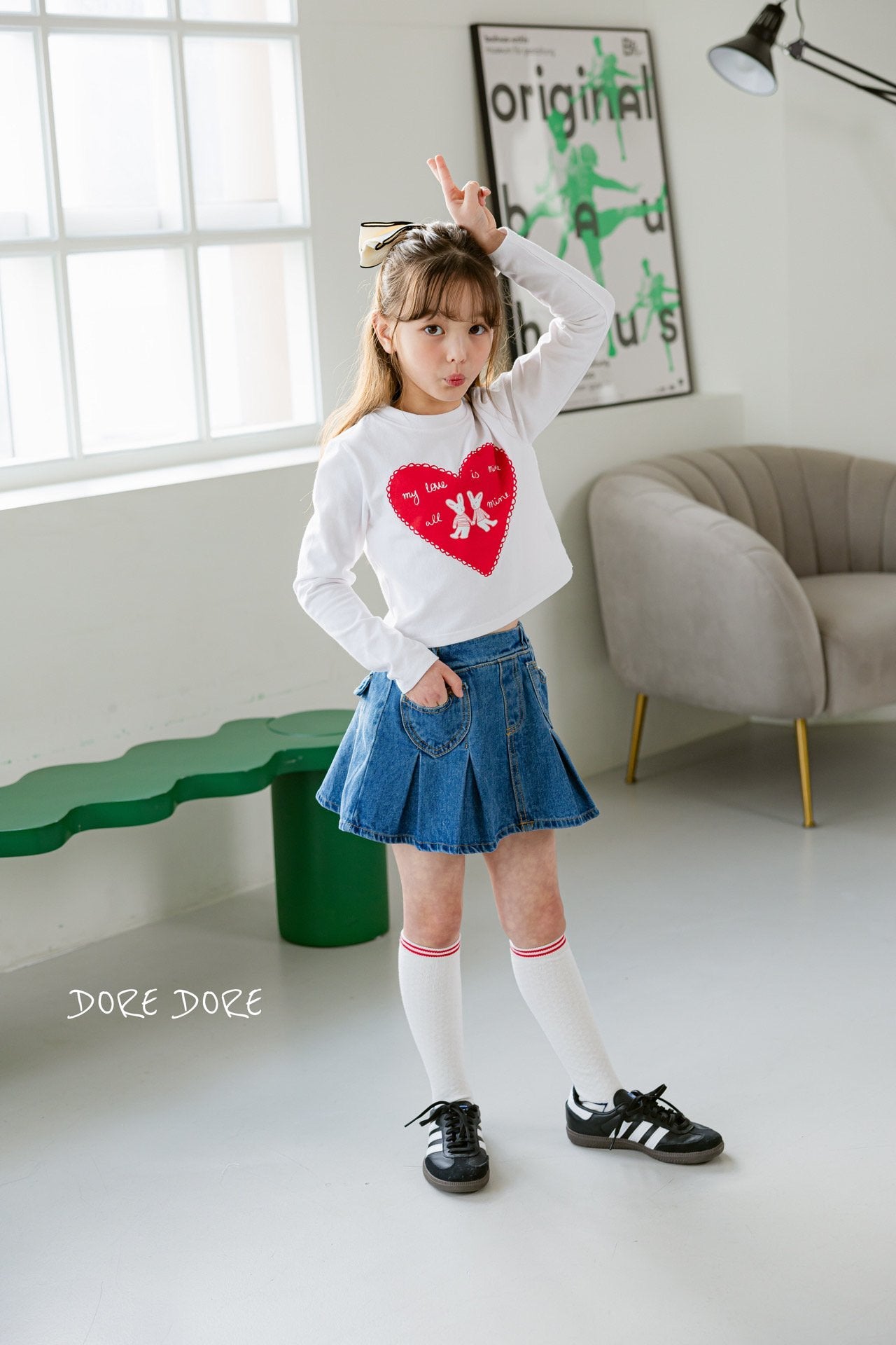 [DOREDORE] Heart Rabbit Crop T-shirt_2colors