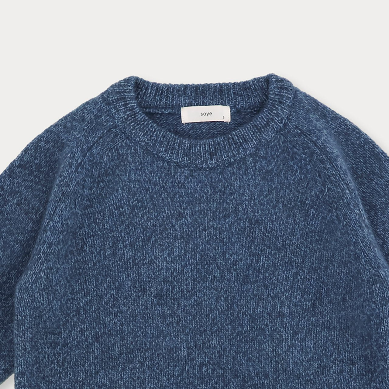 [Soye] Raccoon Round Knit_Blue