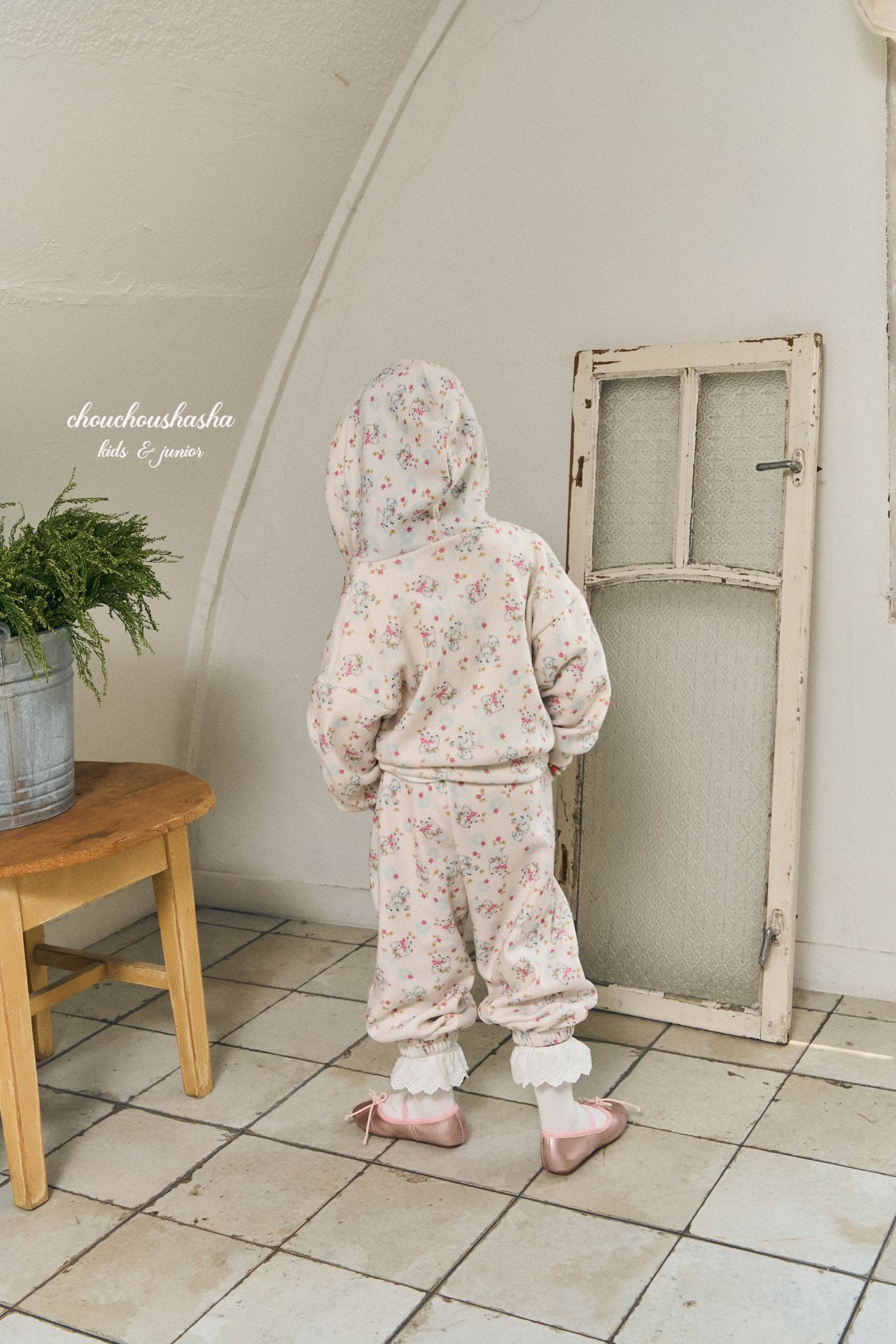 [CHOUCHOUSHASHA] Cozy Sheep Print Jogger Pants_Ivory