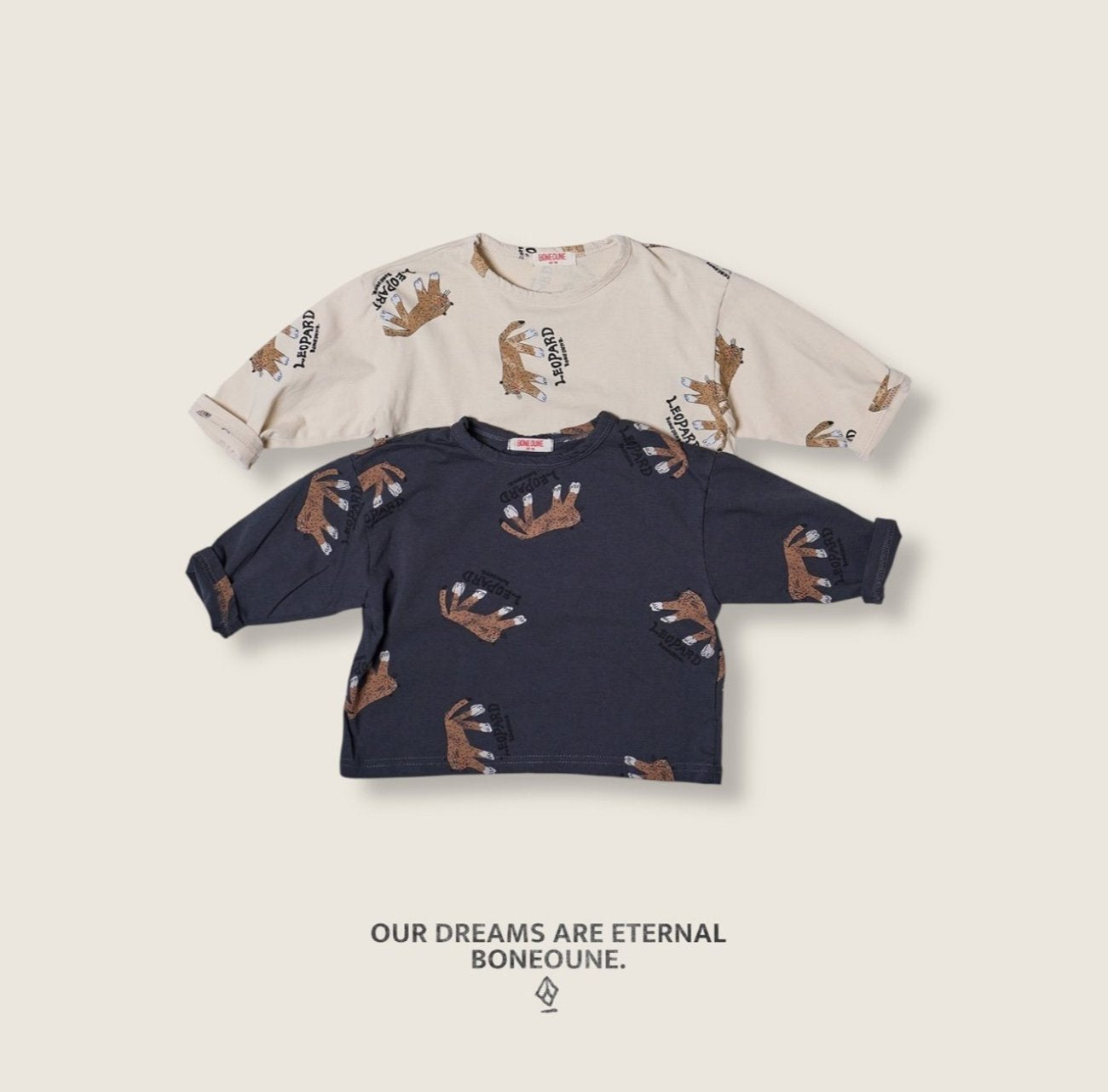 [BONEOUNE] All-Over Leopard Print T-shirt_2colors
