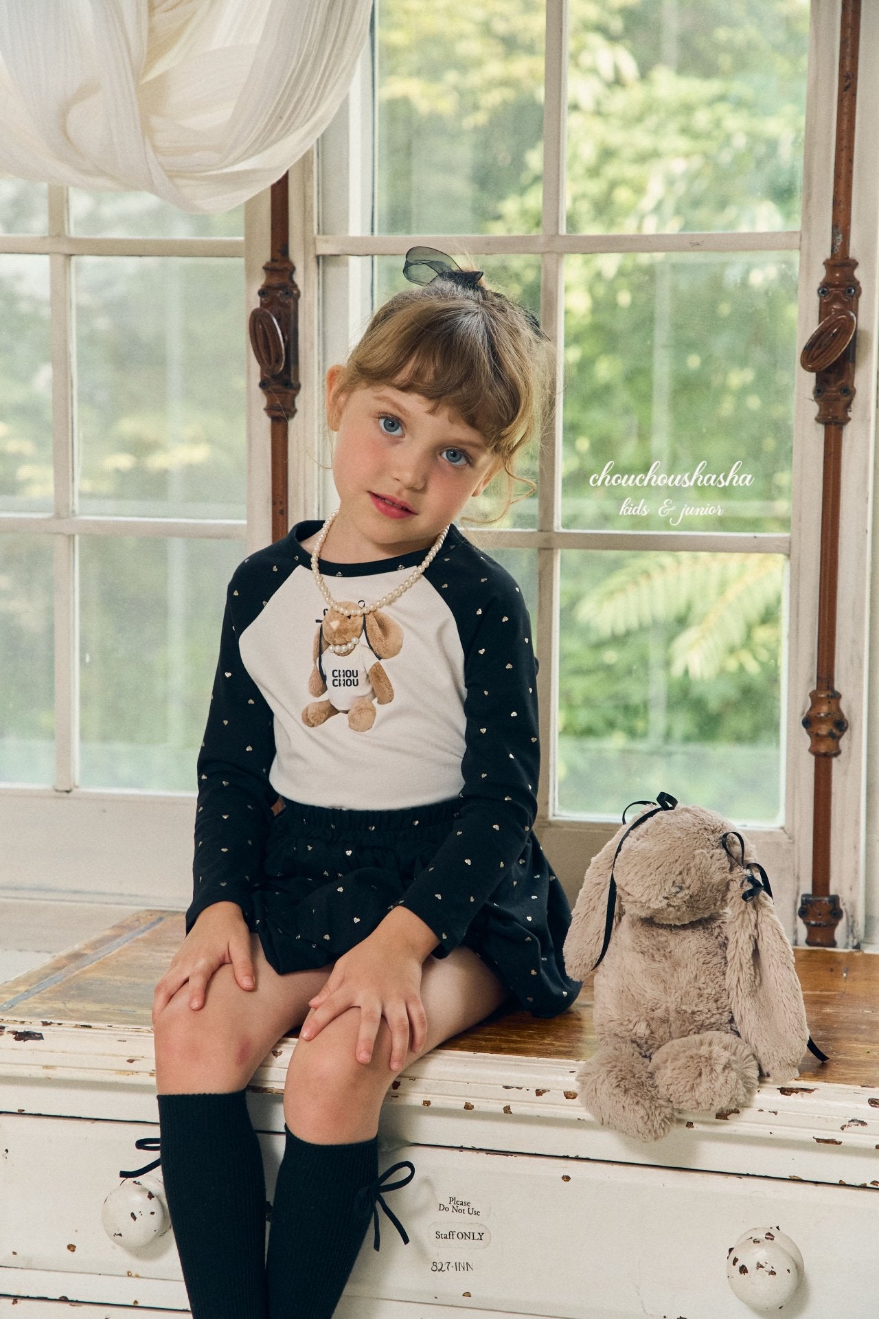 [CHOUCHOUSHASHA] Love Me Rabbit T-shirts_2colors