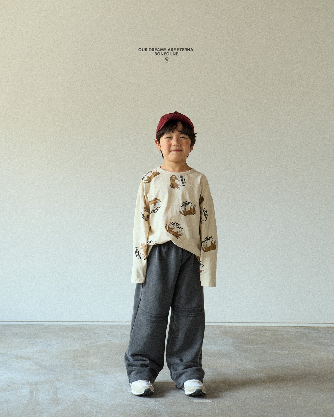 [BONEOUNE] All-Over Leopard Print T-shirt_2colors