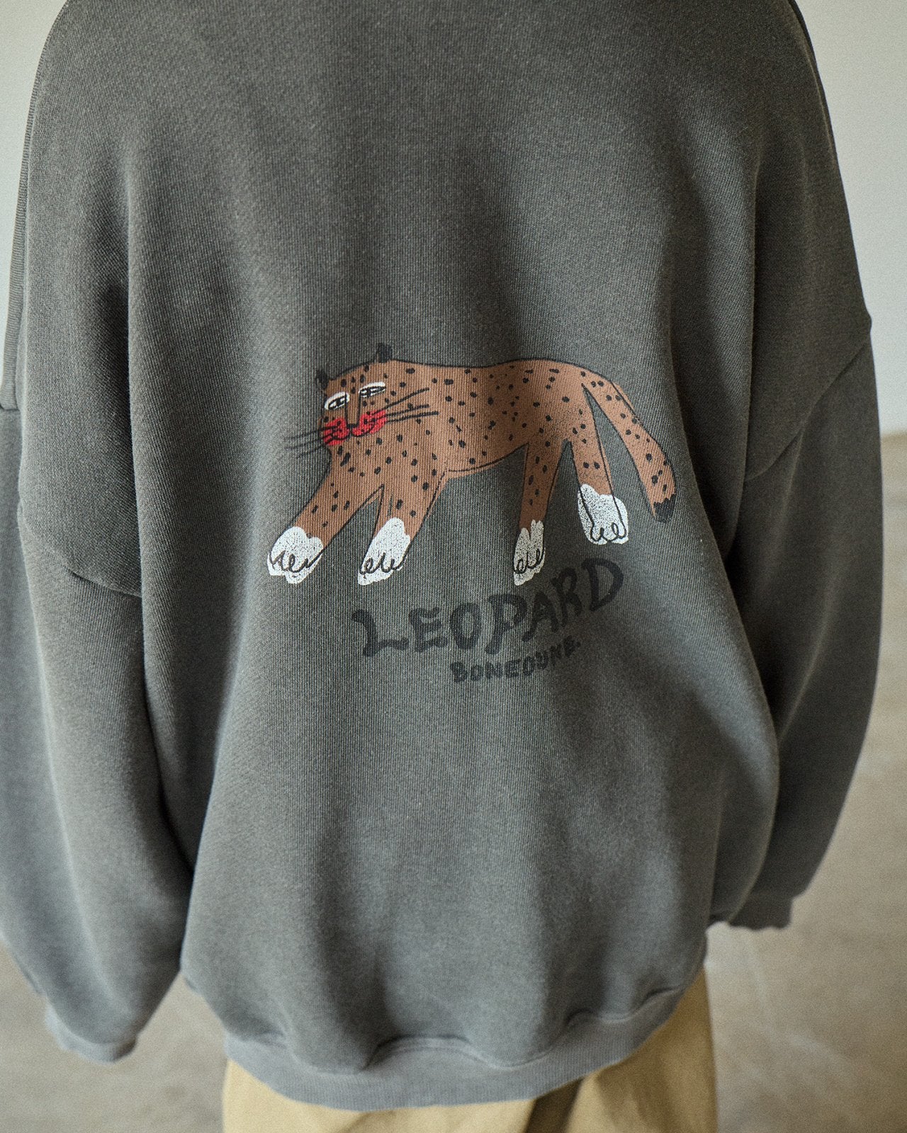 [BONEOUNE] Bone Pigment Hood Zip-Up_2colors