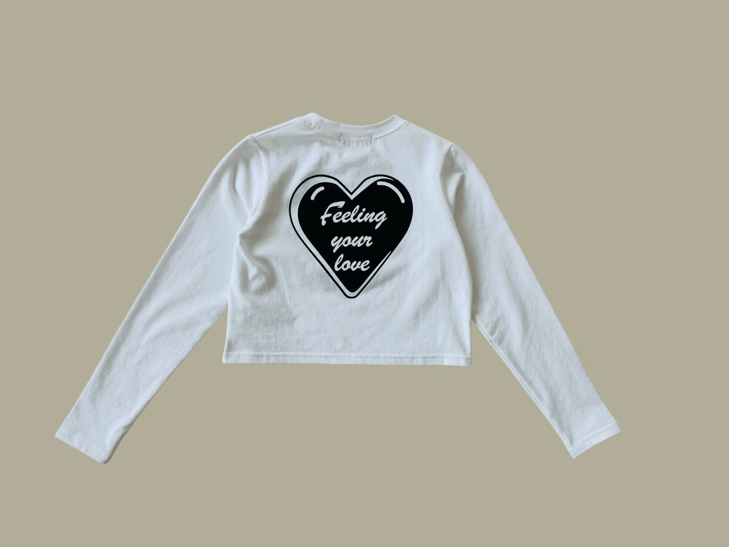 [DOREDORE] Love Heart Crop T-shirt_2colors