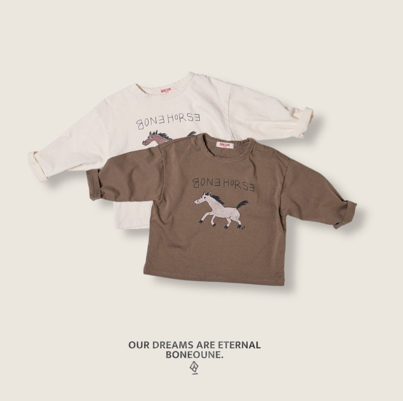 [BONEOUNE] Run Run Horse Single T-shirt_2colors