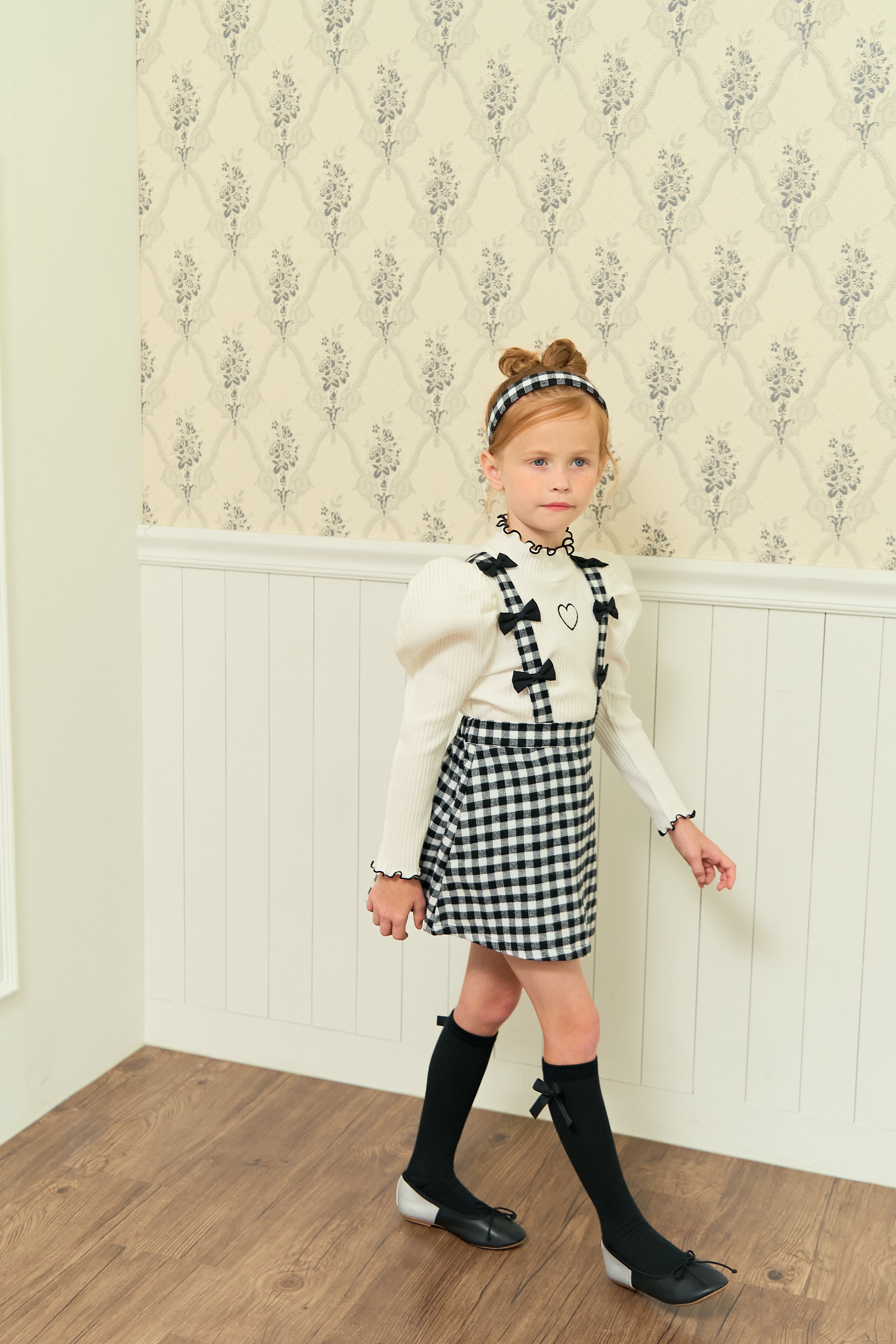 [ALITTLE] heart puff pola T_White