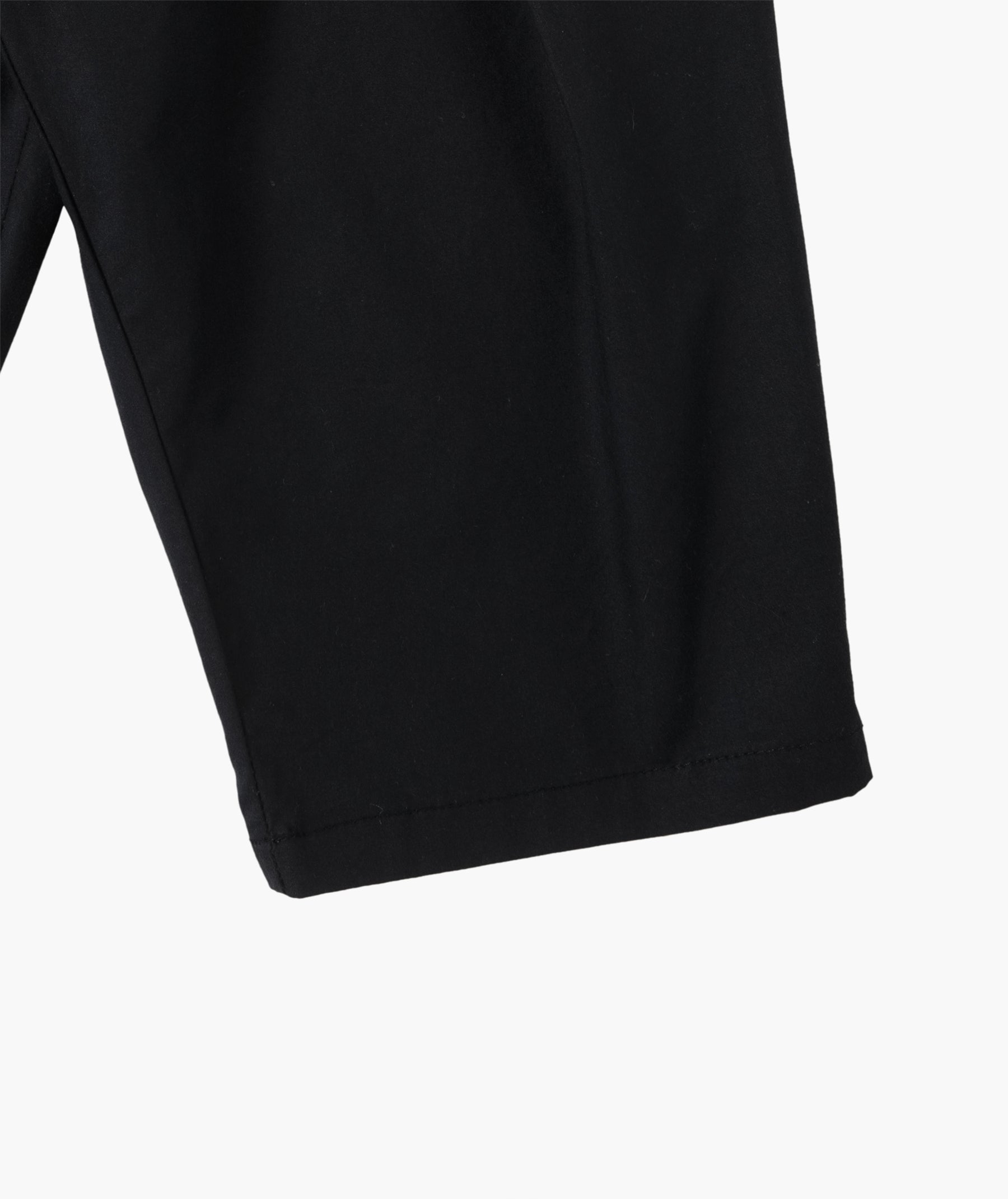 [Choco.el] Lite 9-quarter Pants_Black