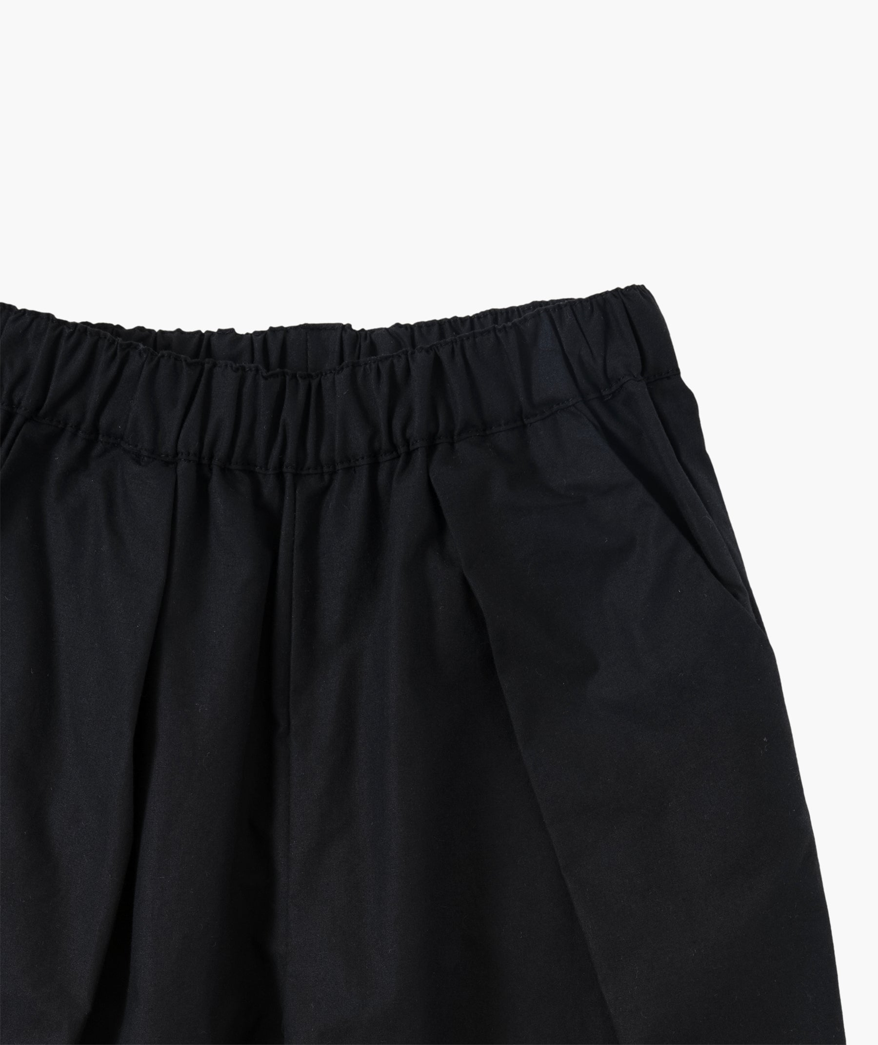 [Choco.el] Lite 9-quarter Pants_Black