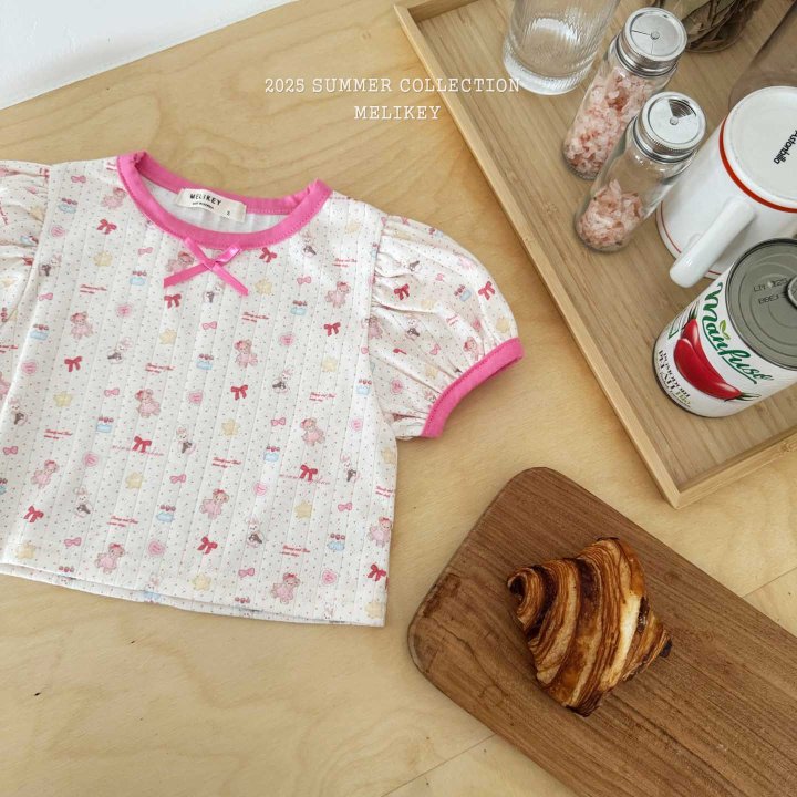 [melikey] Doll play Puff T-shirt_Cream