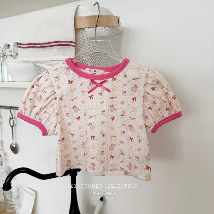 [melikey] Doll play Puff T-shirt_Cream