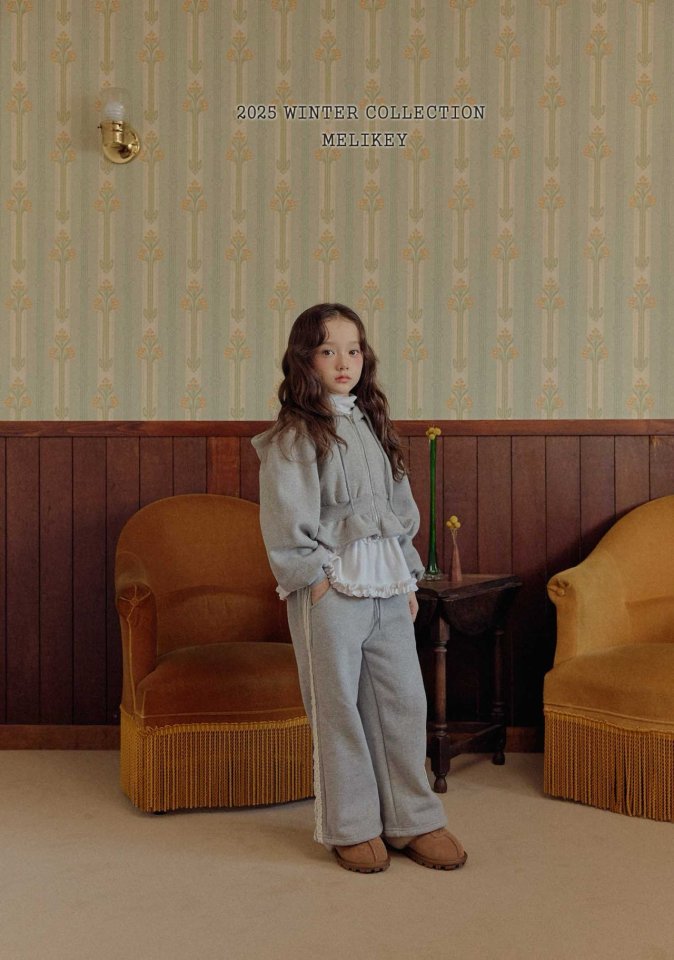 [melikey] Short Frill Hoodie Zip-Up_2colors