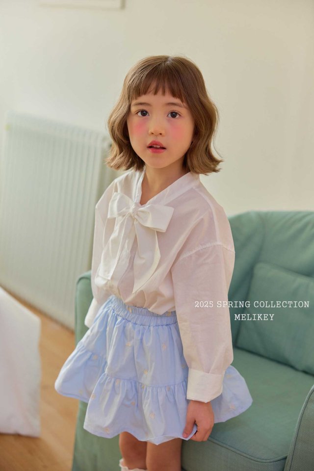 [melikey] Big Ribbon Blouse_White