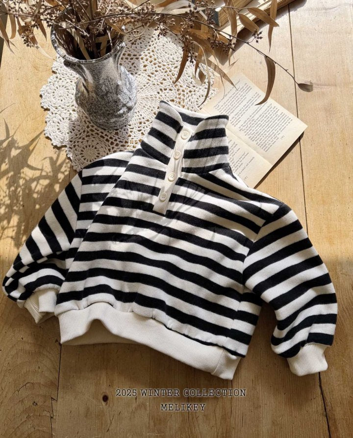 [melikey] High-Neck Simple Sweatshirt_Black