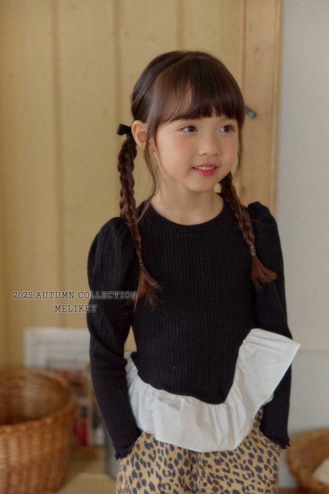 [melikey] Coco Diagonal Frill T-shirt_2colors