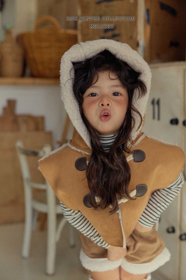 [melikey] Shearling Hooded Cape_Brown