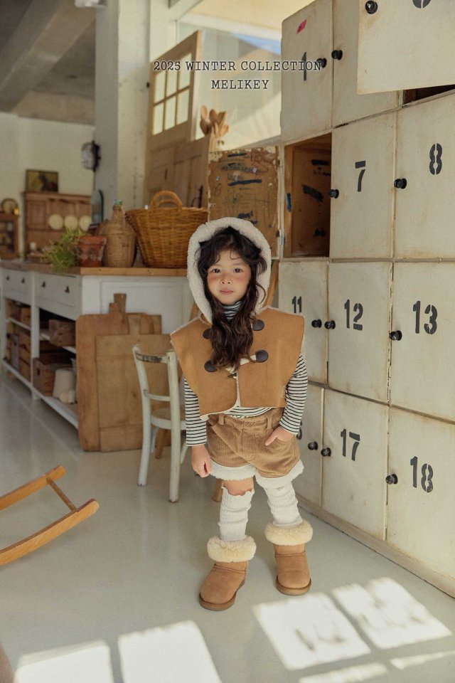 [melikey] Shearling Hooded Cape_Brown