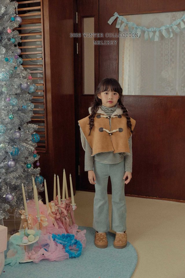 [melikey] Shearling Hooded Cape_Brown