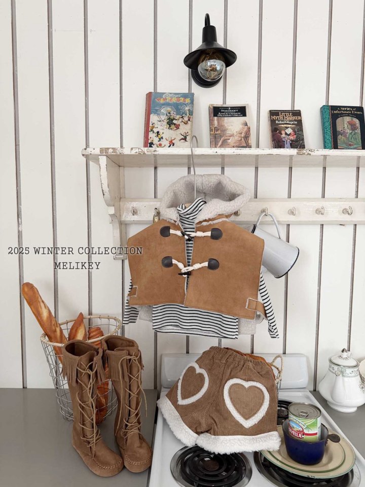 [melikey] Shearling Hooded Cape_Brown