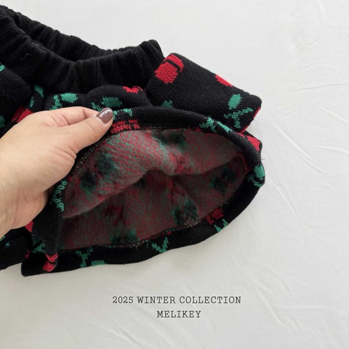 [melikey] Cherry Frill Shorts_Black