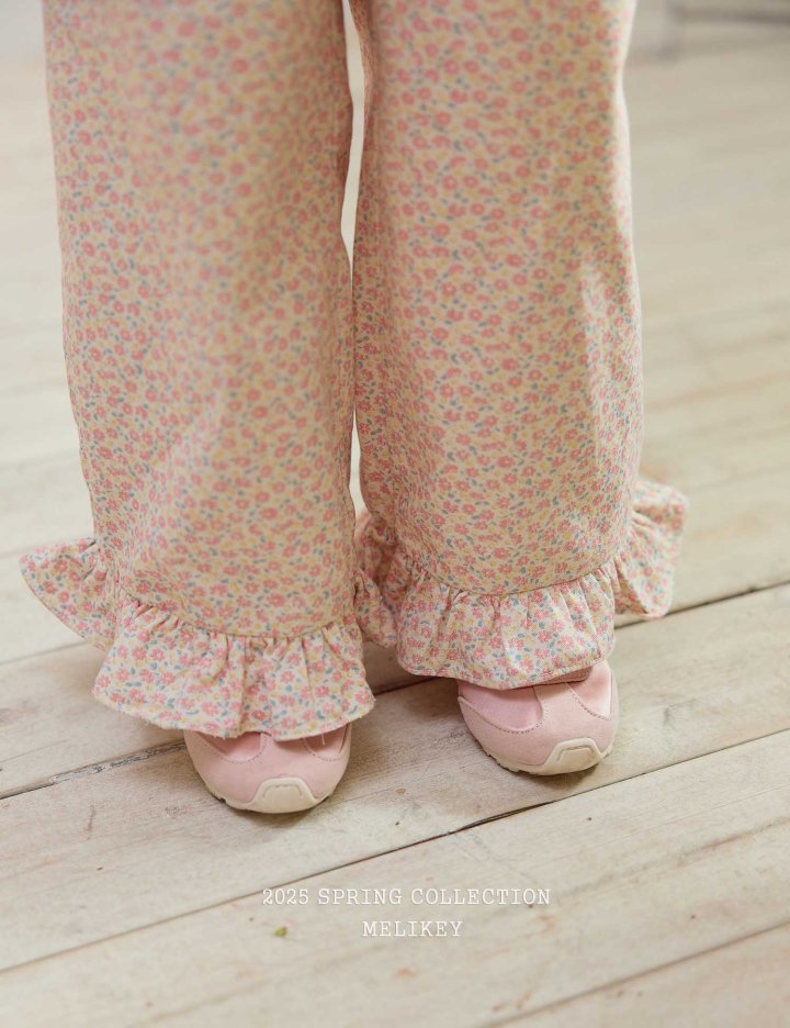 [melikey] Spring Flower Frill Pants_Cream