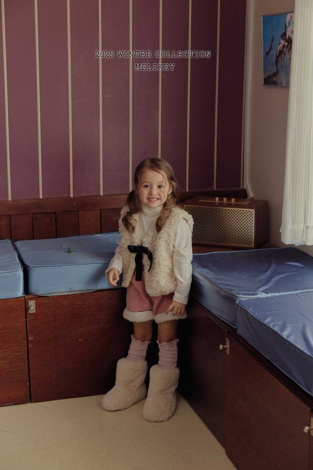 [melikey] Faux Shearling Vest_Light Beige