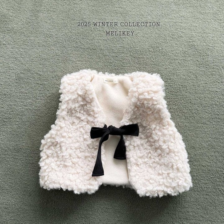 [melikey] Faux Shearling Vest_Light Beige