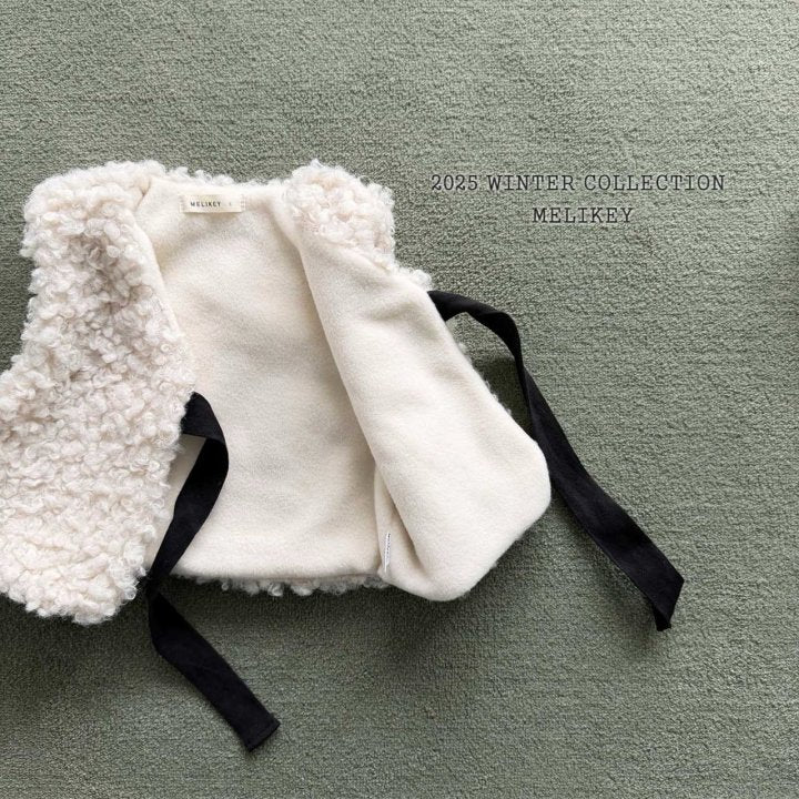 [melikey] Faux Shearling Vest_Light Beige