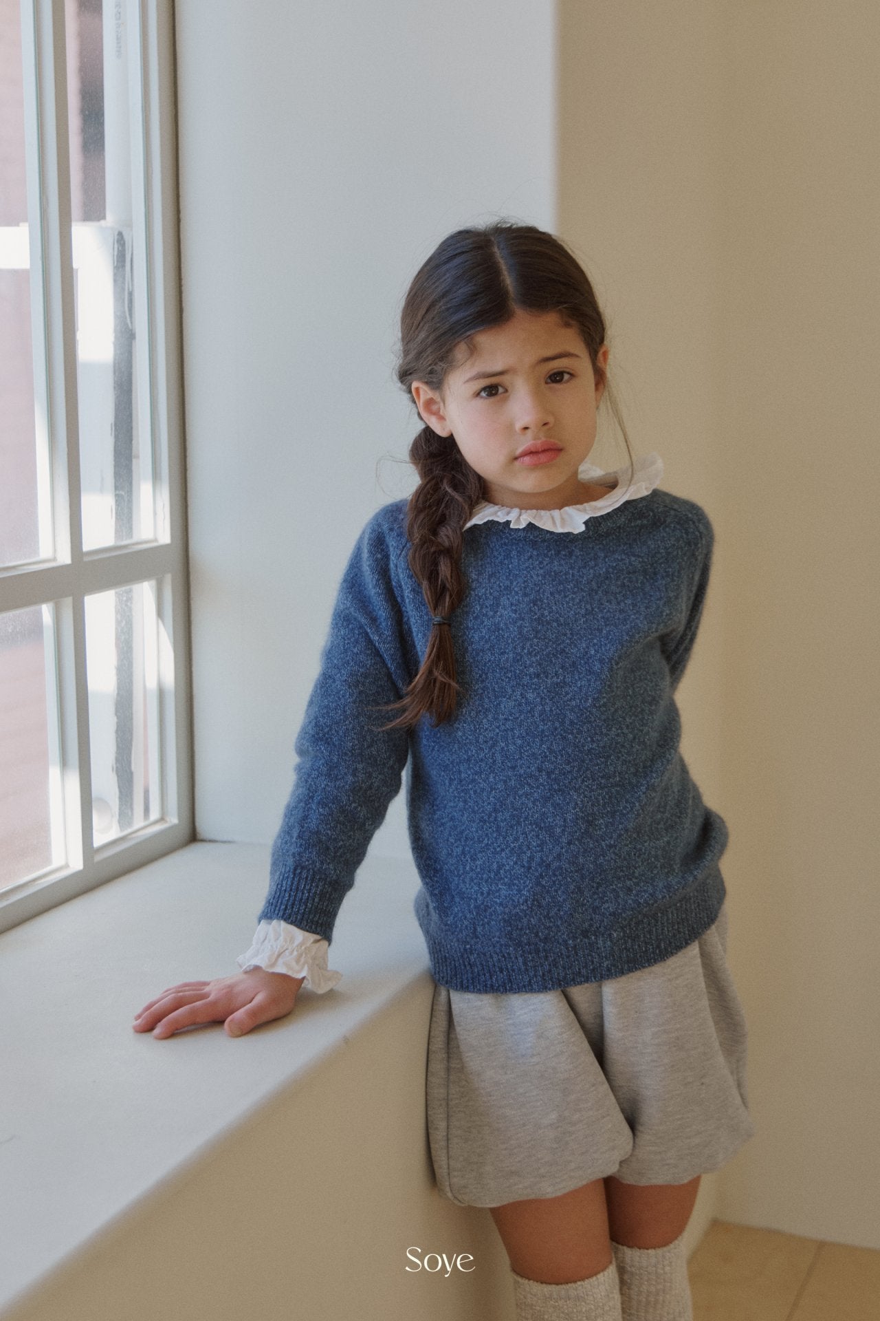 [Soye] Raccoon Round Knit_Blue